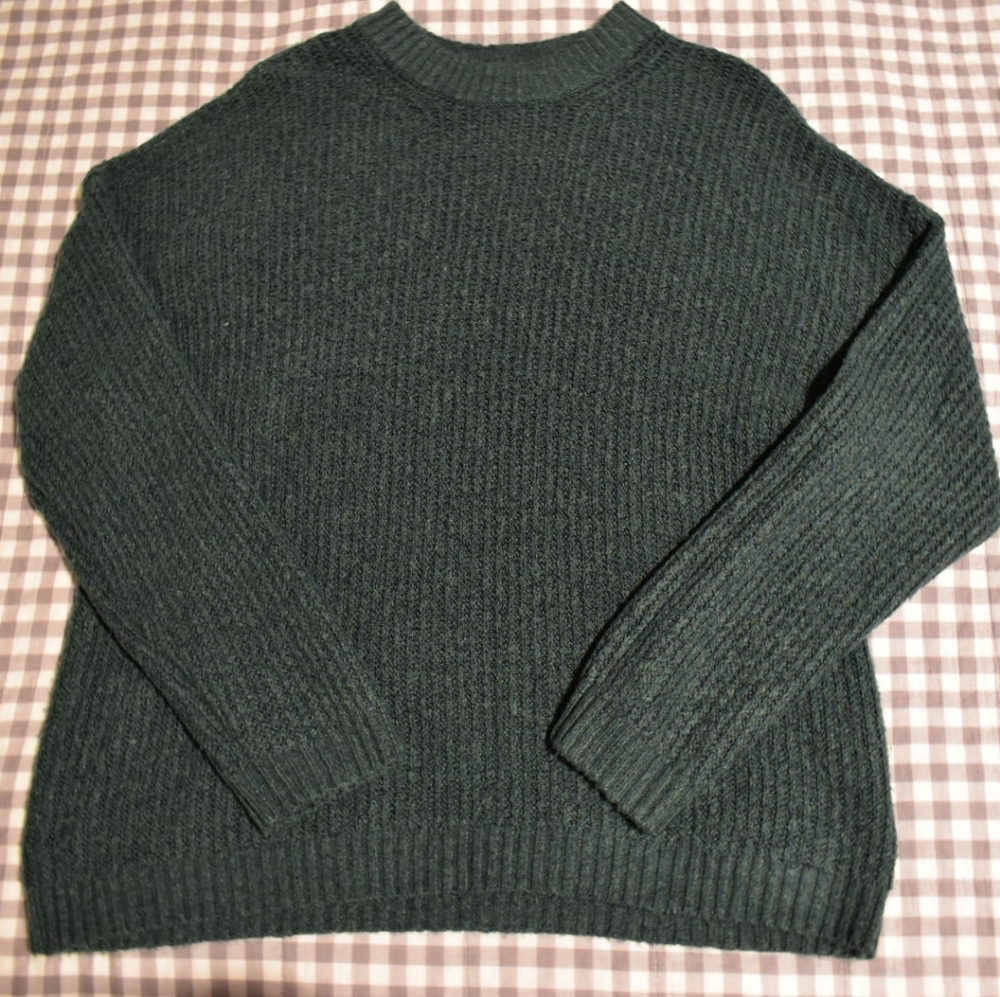 American Eagle long sleeve shirt